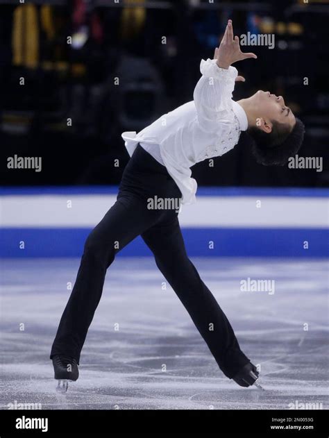 Michael Christian Martinez advances to World Championships .